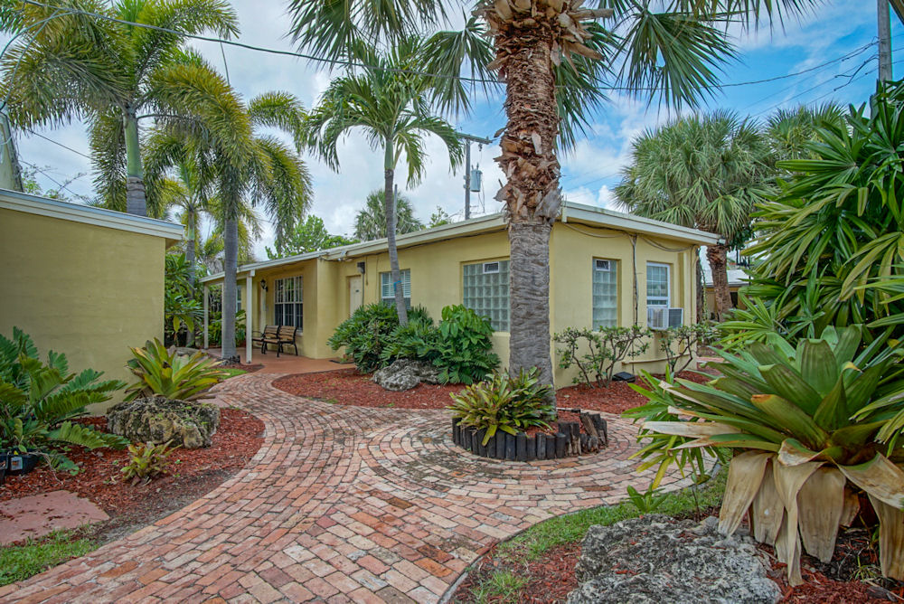 4 Singer Island Rehab Center Photos