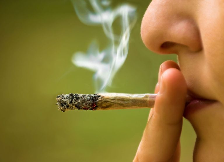 Weed smoker needing weed detox